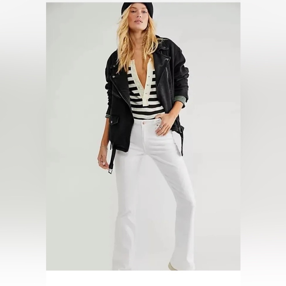 Free People  We the Free Carmen Hi waist optic white jeans.NWOT